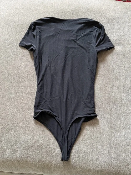 Sold - Picture 3 of 5